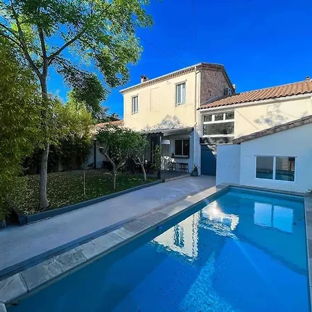 Maison De Atypique Avec Piscine 尼姆